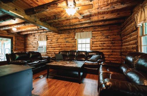 Afton House | Afton Cabin