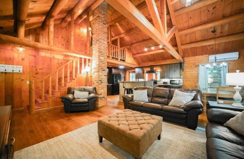 Afton Apartment | Afton Escape! NEW Arcade, Wineries, Breweries, Hiking