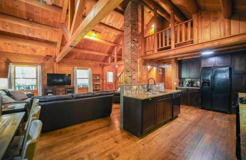 Afton Apartment | Afton Escape! NEW Arcade, Wineries, Breweries, Hiking
