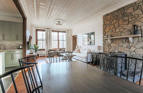 Afton House | Afton Mountain Inn