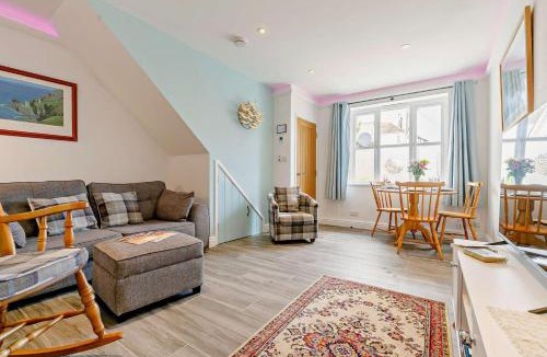 Mousehole House | Agan Chi