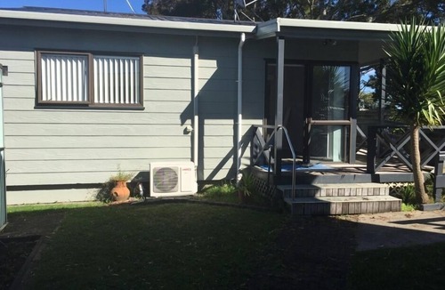 Te Rapa Cottage | Agapantha Cottage Retreat