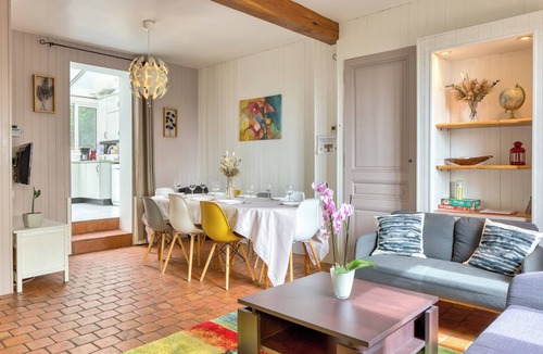 Gare-Jouvenet House | Agapanthes, jolie maison de ville à Rouen avec extérieur, terrasse