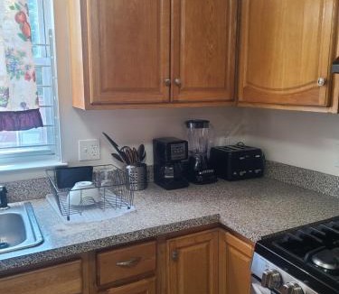 Ampere House | Agape Room 5