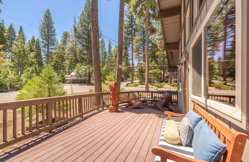 Carnelian Bay Cabin | Agate Bay Pines