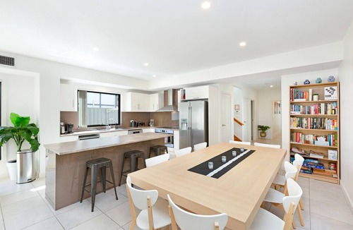 Seacombe Gardens House | AGATHAS AT MARION