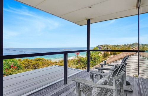 Newport House | Agave by the Beach - Beach Stays