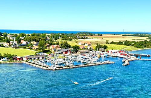 Sklskr Hotel | Agersø Kro