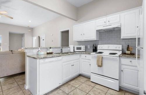College Station House | Aggie Game Day Walk to A&M - Kings - Outdoor