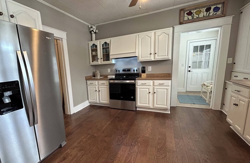Jonesboro House | Aggie House near ASU