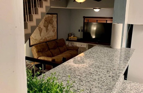 College Station House | ✨Aggie Retreat✨SPACIOUS🏡Sleeps 17🛏🏟Close to Campus