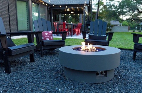 Bryan House | Aggieland: Bar Lounge+Fire Pit+Backyard Haven