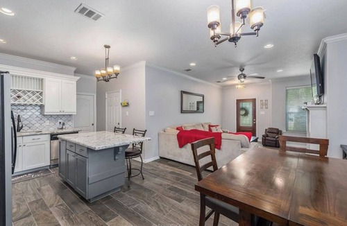 Bryan House | Aggieland, Home Sweet Home!
