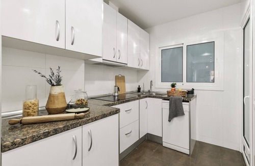 El Putget i Farro Apartment | Agnello - 3 bedrooms and office in Sant Gervasi