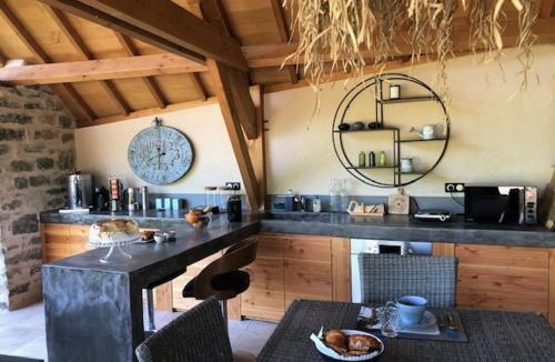 Thegra Bed & Breakfast | agréable chambre d hôte avec piscine et jacuzzi