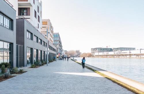 Pantin Apartment | Agréable deux pièces ensoleillé, à 15 minutes de Paris,