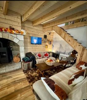 Saint-Genies-de-Varensal House | Agréable petite maison rustique