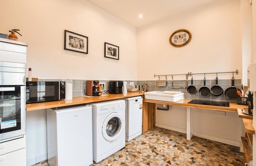 Sourdeval House | Agréable jardin et terrasse