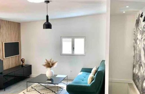 Follainville-Dennemont Apartment | Agréable maison avec jardin