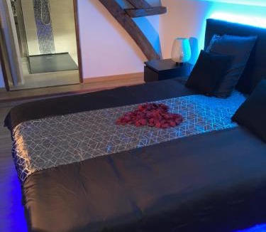 Bethisy-Saint-Martin Apartment | Agréable maisonnette de ville avec jacuzzi