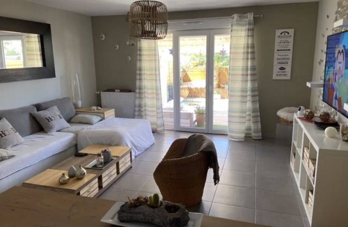 Vernet House | Agréable Maison Avec Piscine