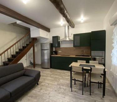 Floure Apartment | Agréable maison dans petit village calme