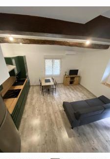 Floure Apartment | Agréable maison dans petit village calme