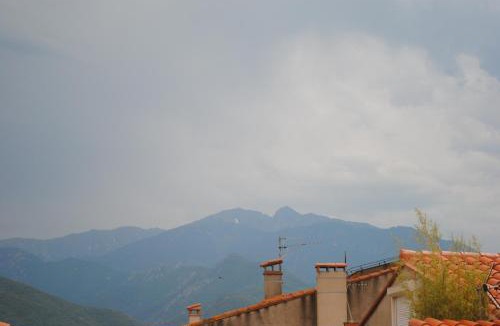 Vinca House | Agréable maison de village avec terrasse