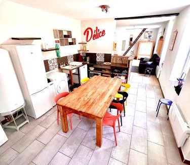 Wattrelos House | Agréable maison de ville cosy de 122m² + extérieur