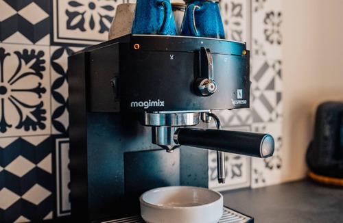 Pougnadoresse House | Agréable Maison en Pierre Climatisée Avec Terrasse