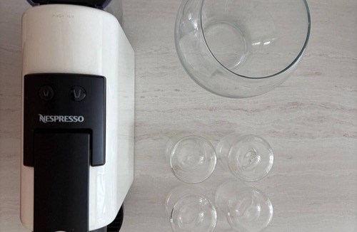 Le Muy House | Agréable maison ensoleillée avec piscine