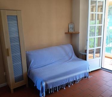 Les Bormettes Apartment | AGRÉABLE STUDIO cabine PROCHE MER