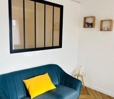 Pau Nord Apartment | Agréable Studio Chantilly avec balcon et parking securisé