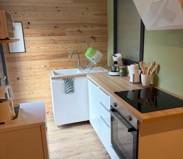 Vicdessos Apartment | Agréable studio en bord de rivière