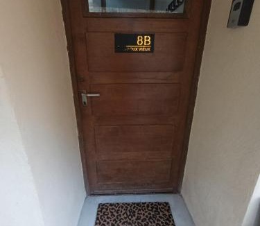 Olliergues Apartment | Agréable studio privé avec terrasse