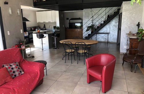Saint-Just House | Agréable Villa Avec Piscine