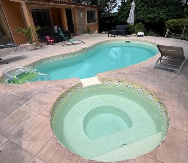 Garrigues Bed & Breakfast | Agréables chambres au calme