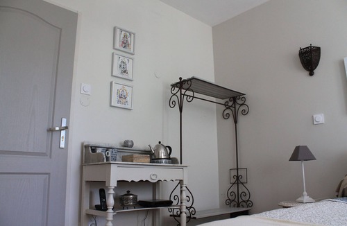 Garrigues-Sainte-Eulalie House | AGRA PROX UZES holi gardens
