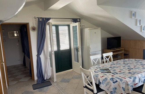 Maslinica Apartment | Agrimony penthouse in private stately villa