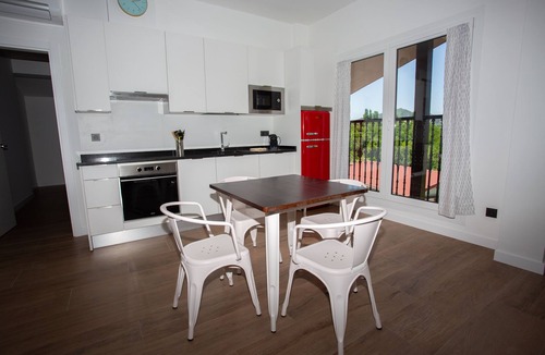 Urnieta House | Agroturismo Basitegi