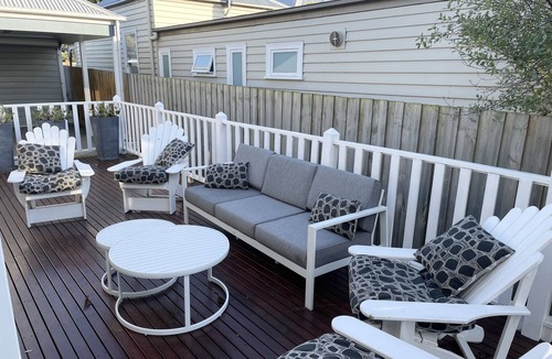 Queenscliff House | Ah, Bethune St, Beach Escape.