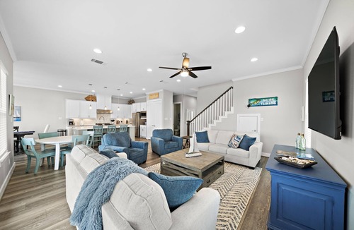 Jamaica Beach House | Ahab's Lookout - Gorgeous Views - Pool and Hot Tub!