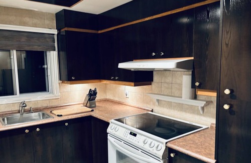 Laval Condo | Ahava, center of Laval