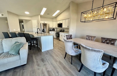 Equestrian Custom Estates House | Ahwatukee Gem: Pool ,Hot Tub, Mini-Golf, Bocce