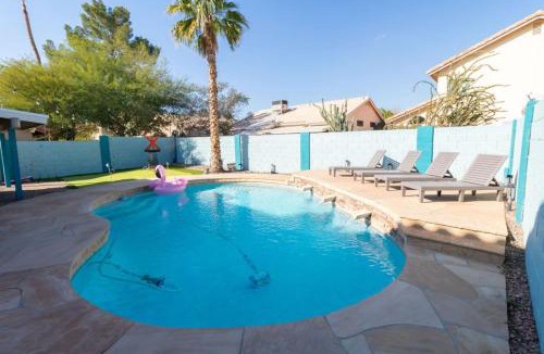 Ahwatukee Foothills House | Ahwatukee Oasis, 4BR with Pool, Putting Green