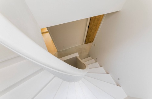 Biarritz House | aÏA. KEYWEEK . Quiet town house