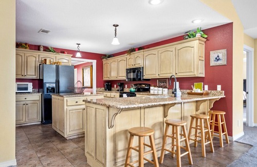 Russellville Apartment | Aidan`s Mountainside Manor: Serene, Spacious Elegance near Adventure