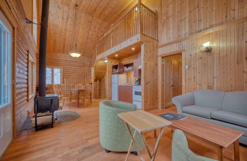 Saint-Paul-de-Montminy Ski Chalet | Aigle | Ski-in/out | Appalaches Park | 16 Guests