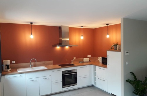 Laval-Saint-Roman Apartment | AIGUEZE, Gite N°2 Air-conditioned with swimming pool