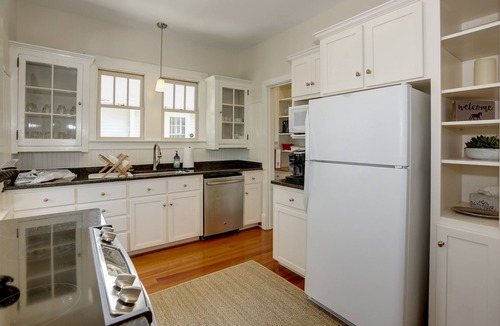 Aiken House | Aiken- Downtown Historic Cottage- Golf, Horses, Tennis, Bruce's Field